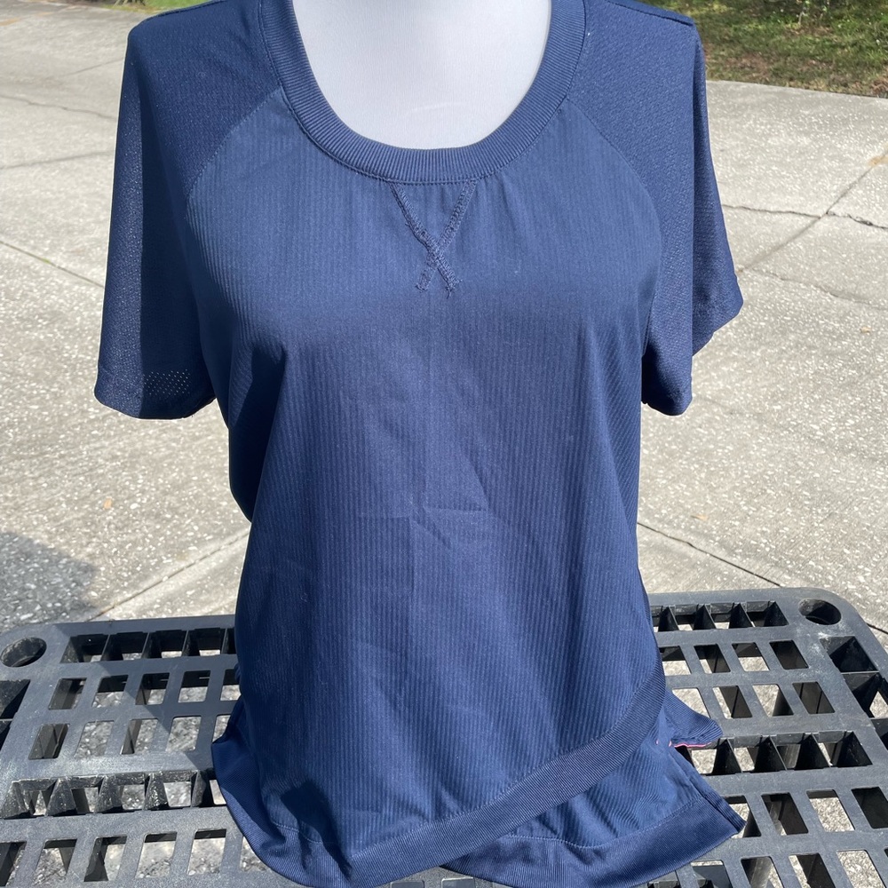 KOI LITE scrub top